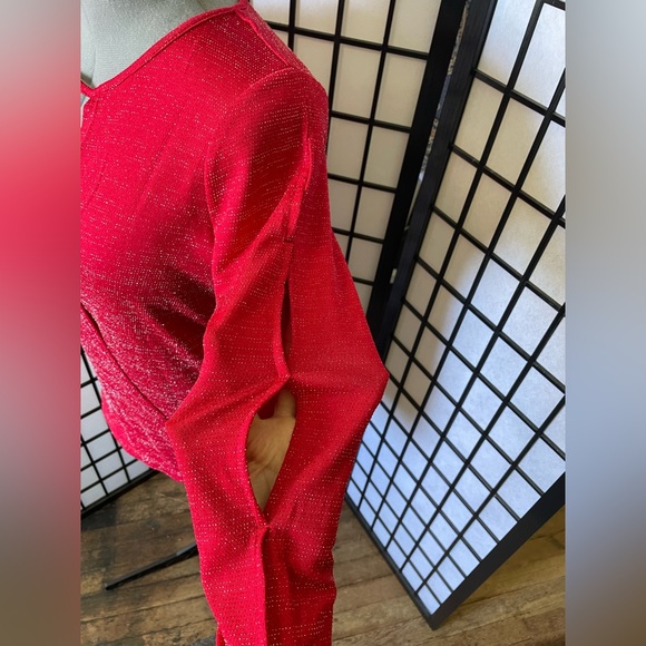 Vintage Sloane & Sadie Sparkle crossover peakaboo sleeve blouse - Picture 5 of 11